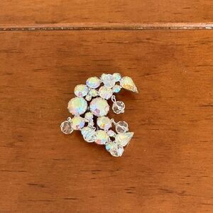 Weiss Costume Jewelry Brooch Pin